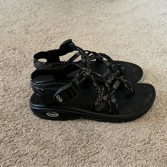 Chacos - Picture 2 of 2